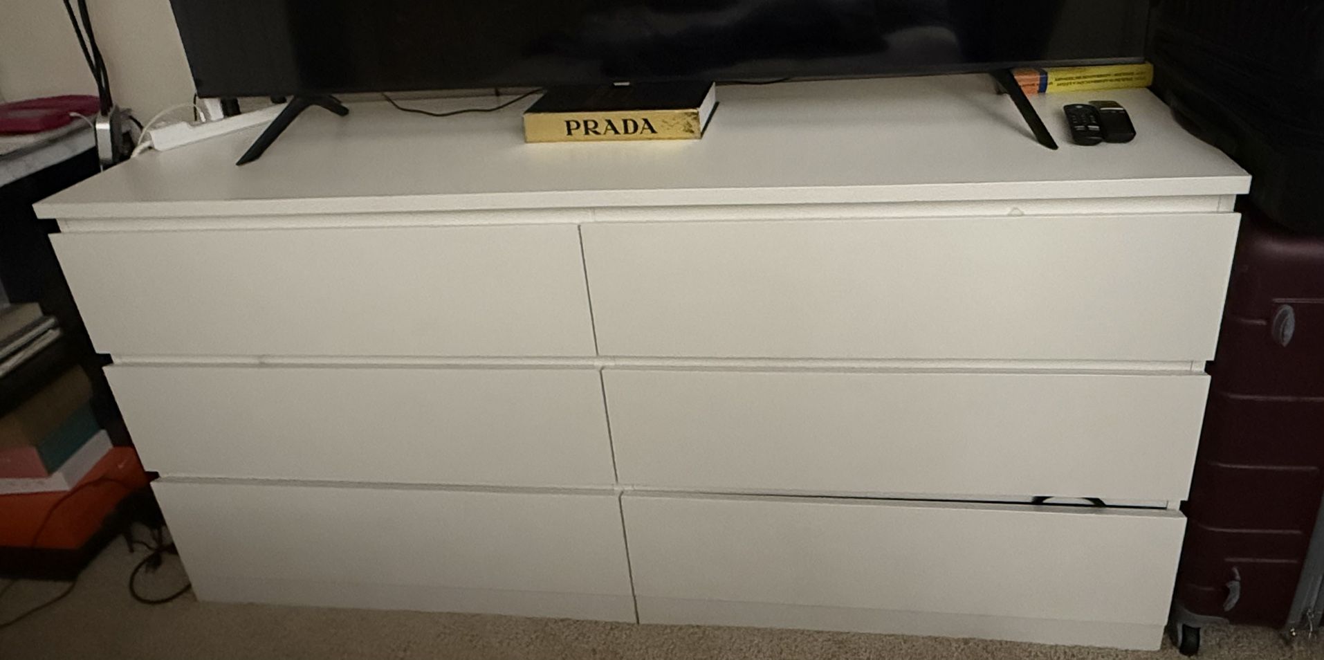 White Dresser With  Six Drawers