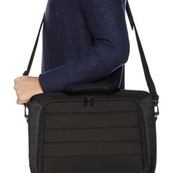 Amazon Basics 15.6 Inch Laptop and Tablet Case Shoulder Bag, Black “New”!!!!!