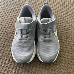 Boys Nike