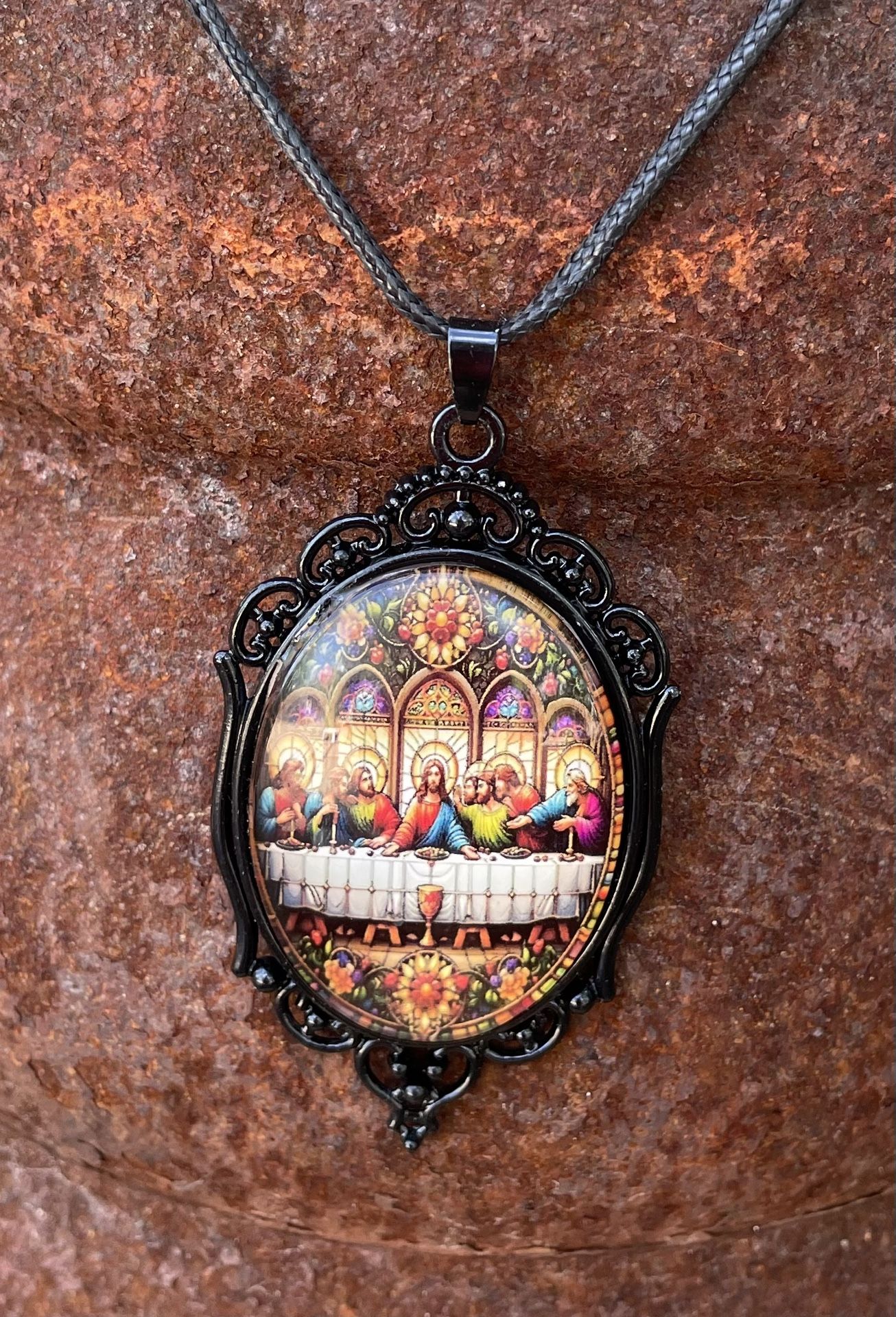 Last Supper Pendant Necklace / For Mom