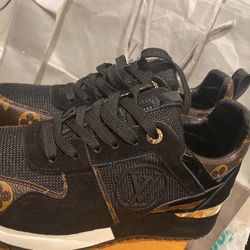 Louis Vuitton Shoes Size 6.5  Or 8.5 In Women’s 