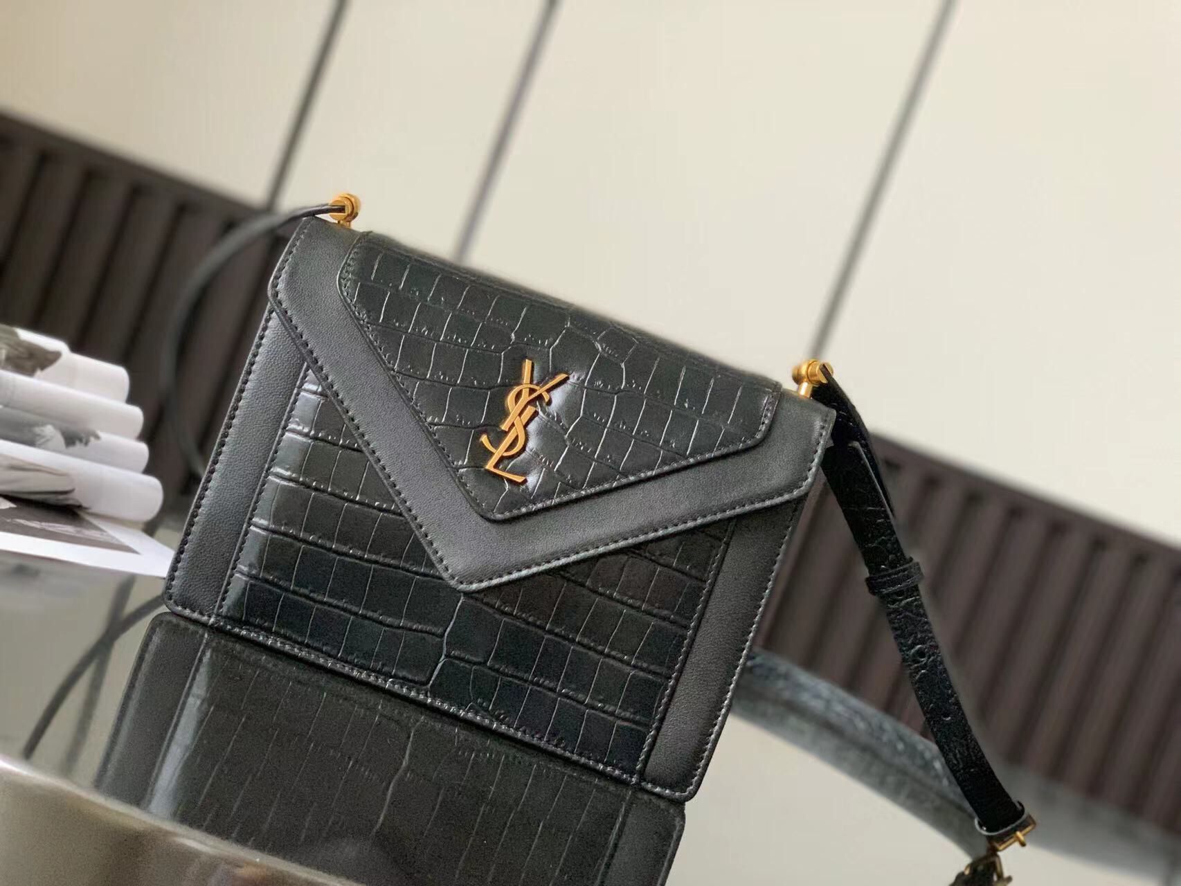 A classic women's shoulder bag