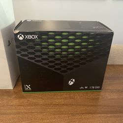 Xbox Series X 1TB – Box + Controller – Excellent Condition