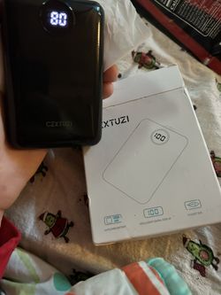 10,000MaH Fast Charging Portable Battery Bank! Pocket Size