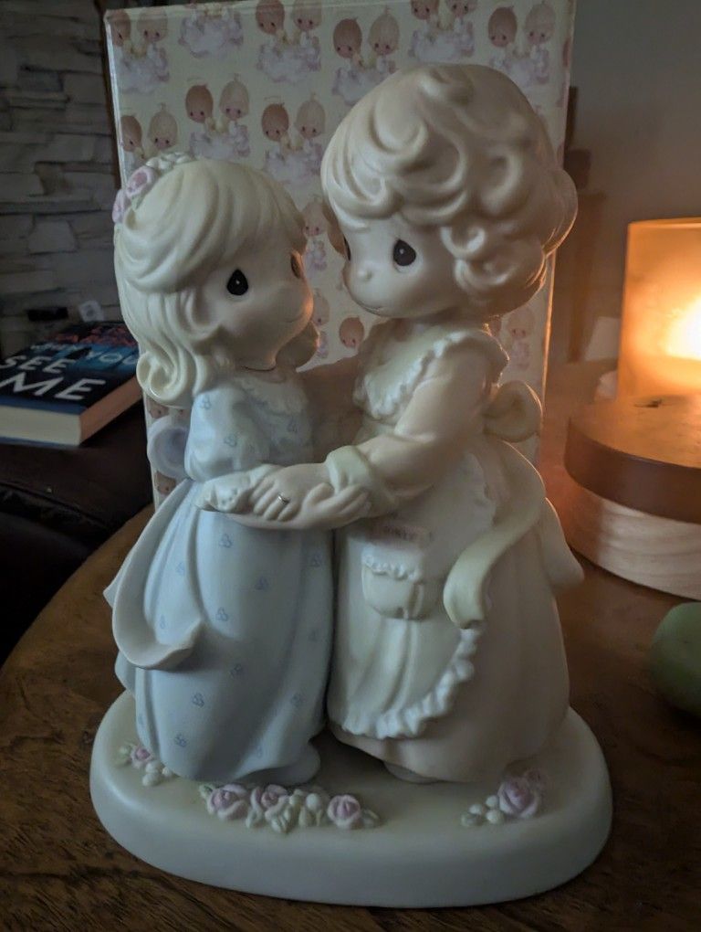 Precious Moments 1998 A Very Special Bond Vintage Sculpture Statue Rare Figurine