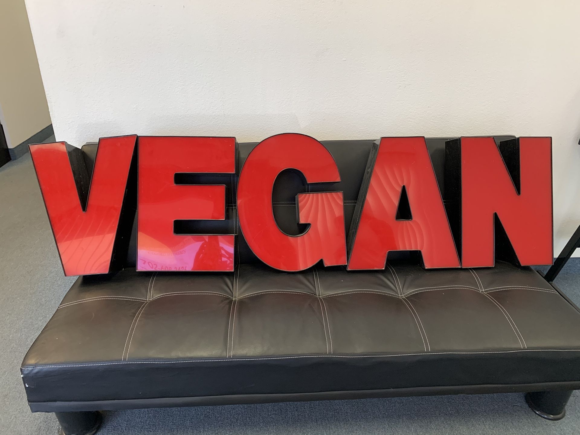 Light box/channel letters