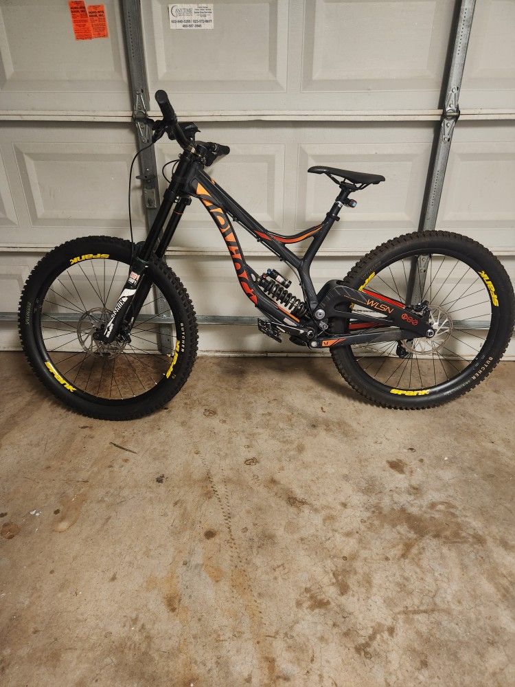 2015 DaVinci Downhill Bike