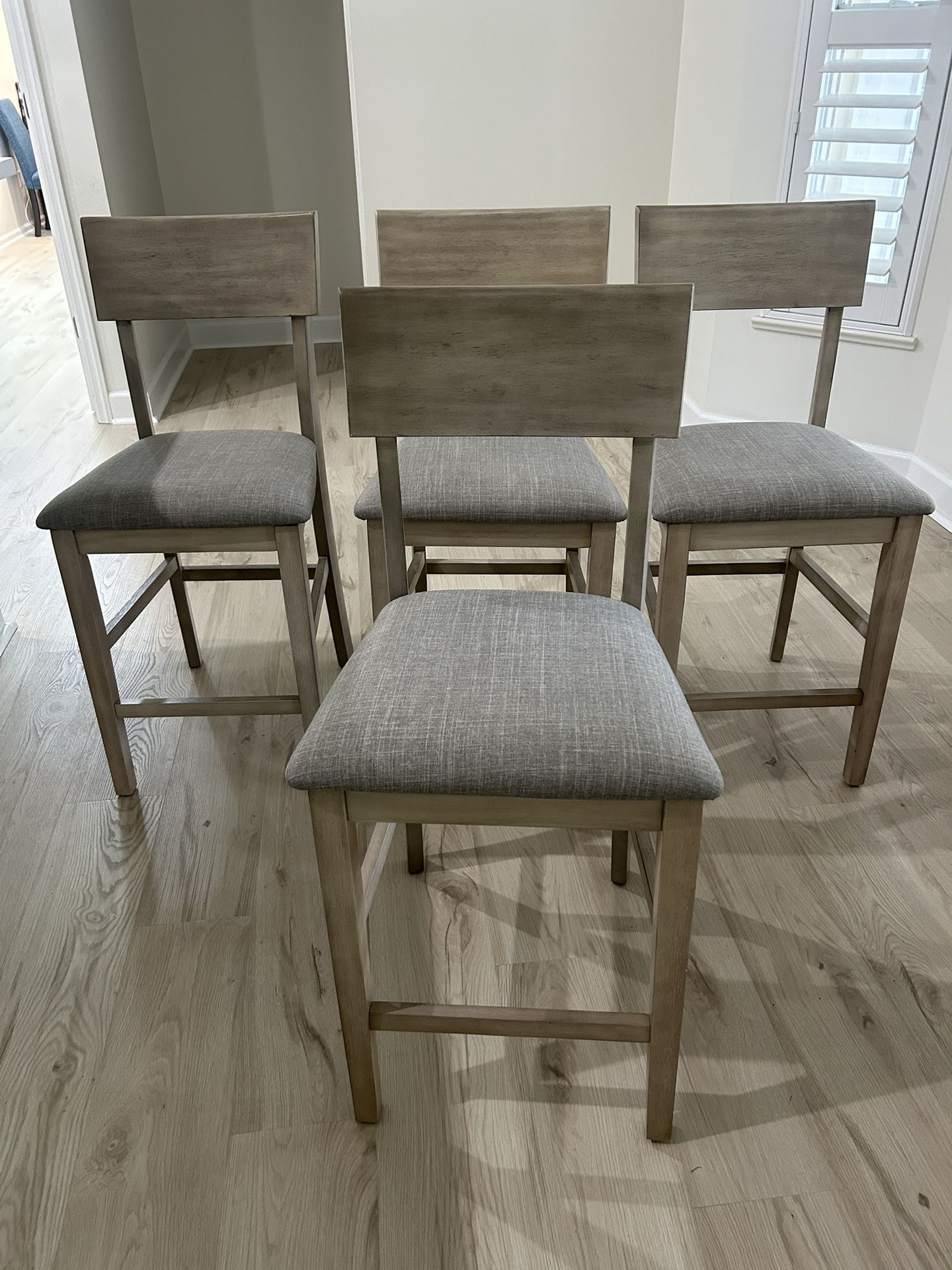 4 Counter Height Chairs