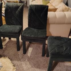 4 Dark Green Upholstered Chairs – Must Go