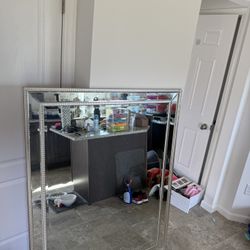 Big Mirror 