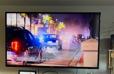 62” Samsung Smart TV