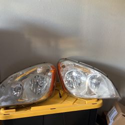 Freightliner Headlights