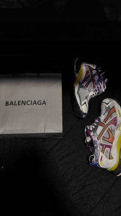Balenciaga runners size 44