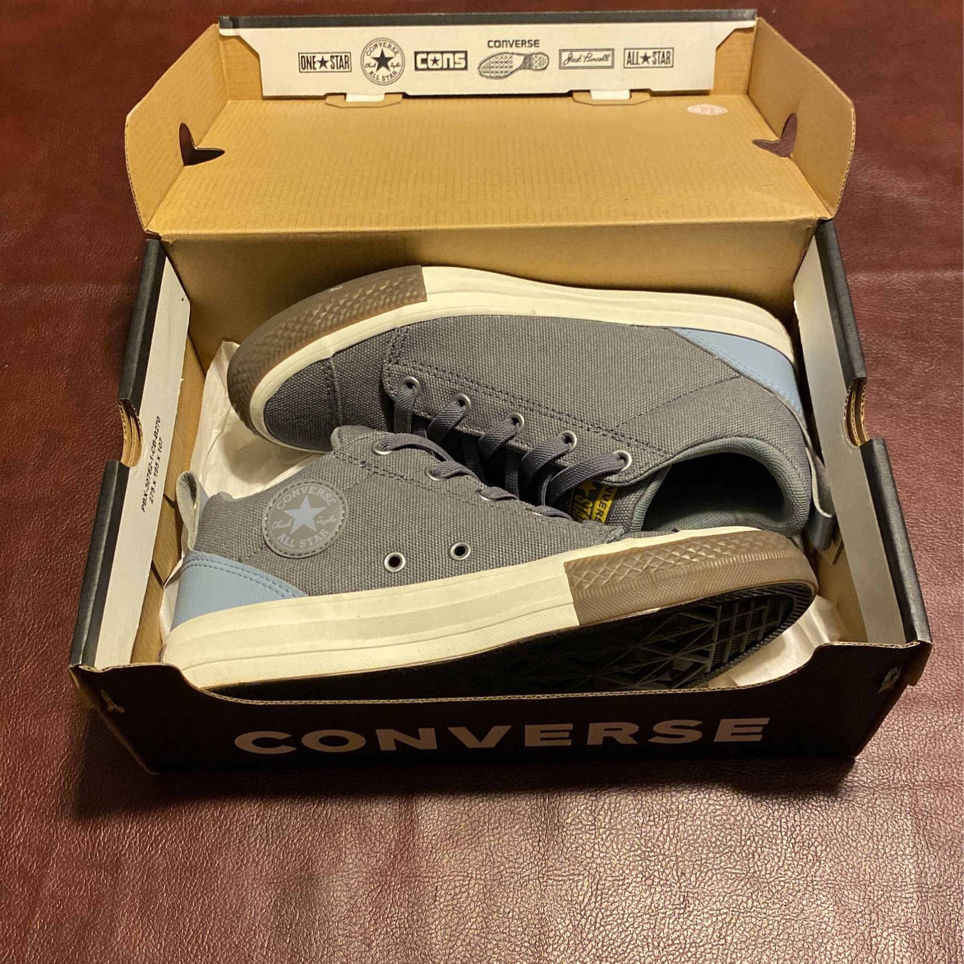 Brand new size 4 converse all-star gym shoes
