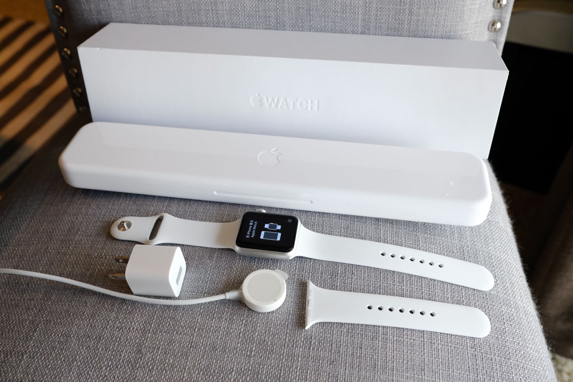 Apple Watch Sport 42mm (1st Gen) with BRAND NEW Apple White Band