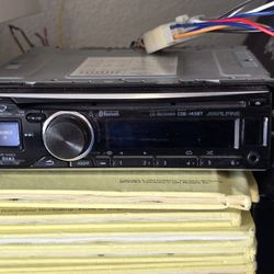 🎵 Alpine UTE-73BT Digital Media Receiver – Bluetooth – Like New 🎵 