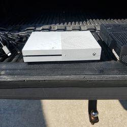 Xbox One S