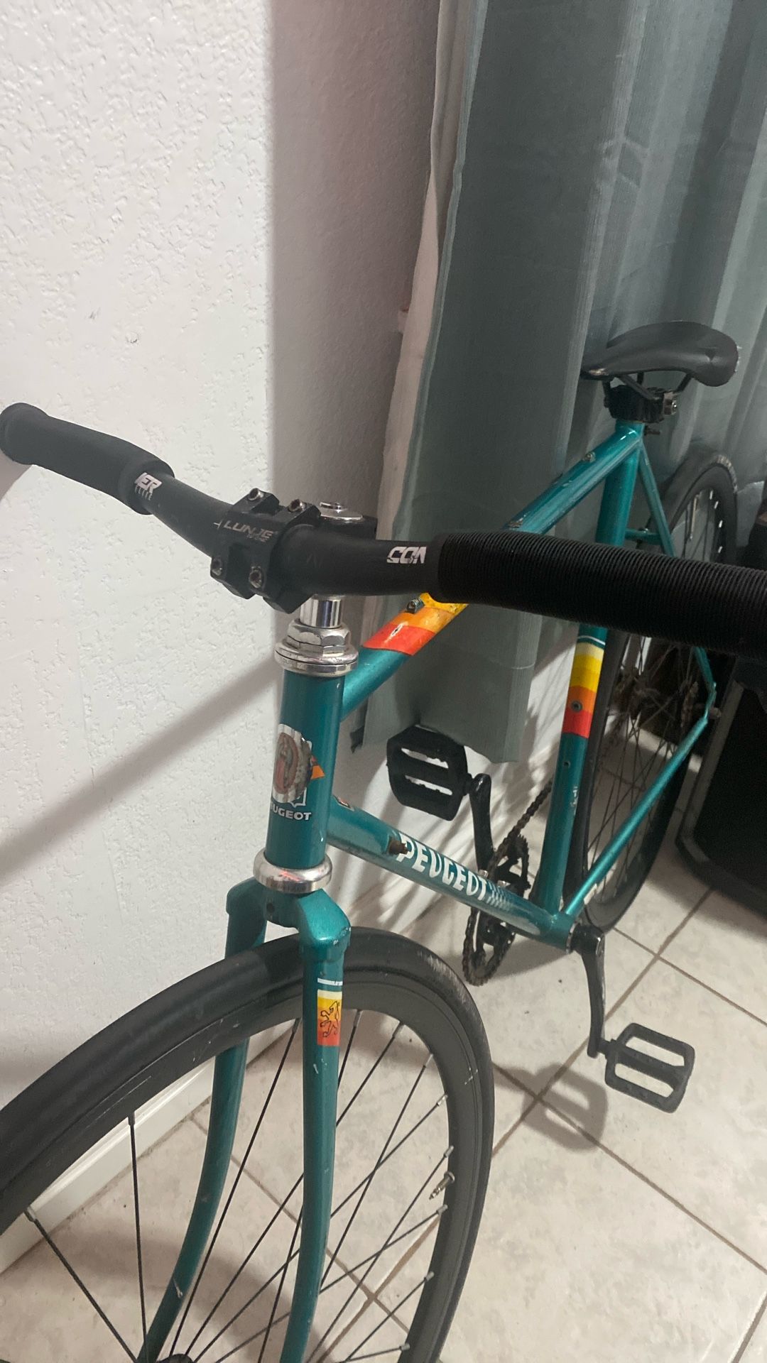 Fixi