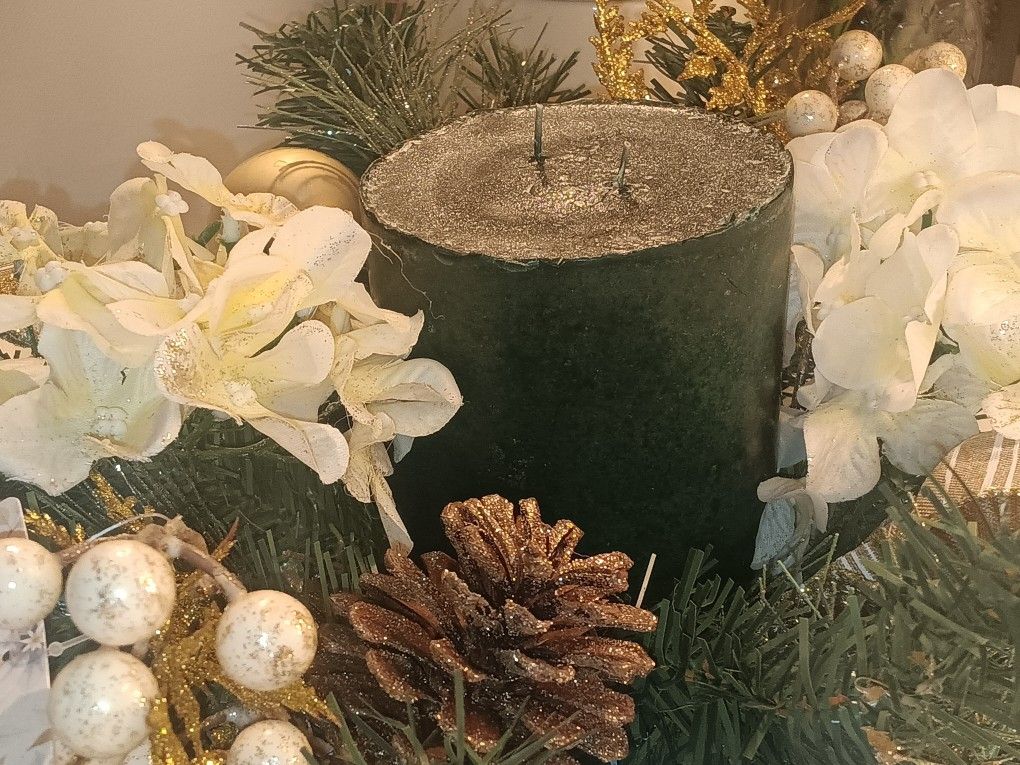 Christmas Centerpiece with Candle