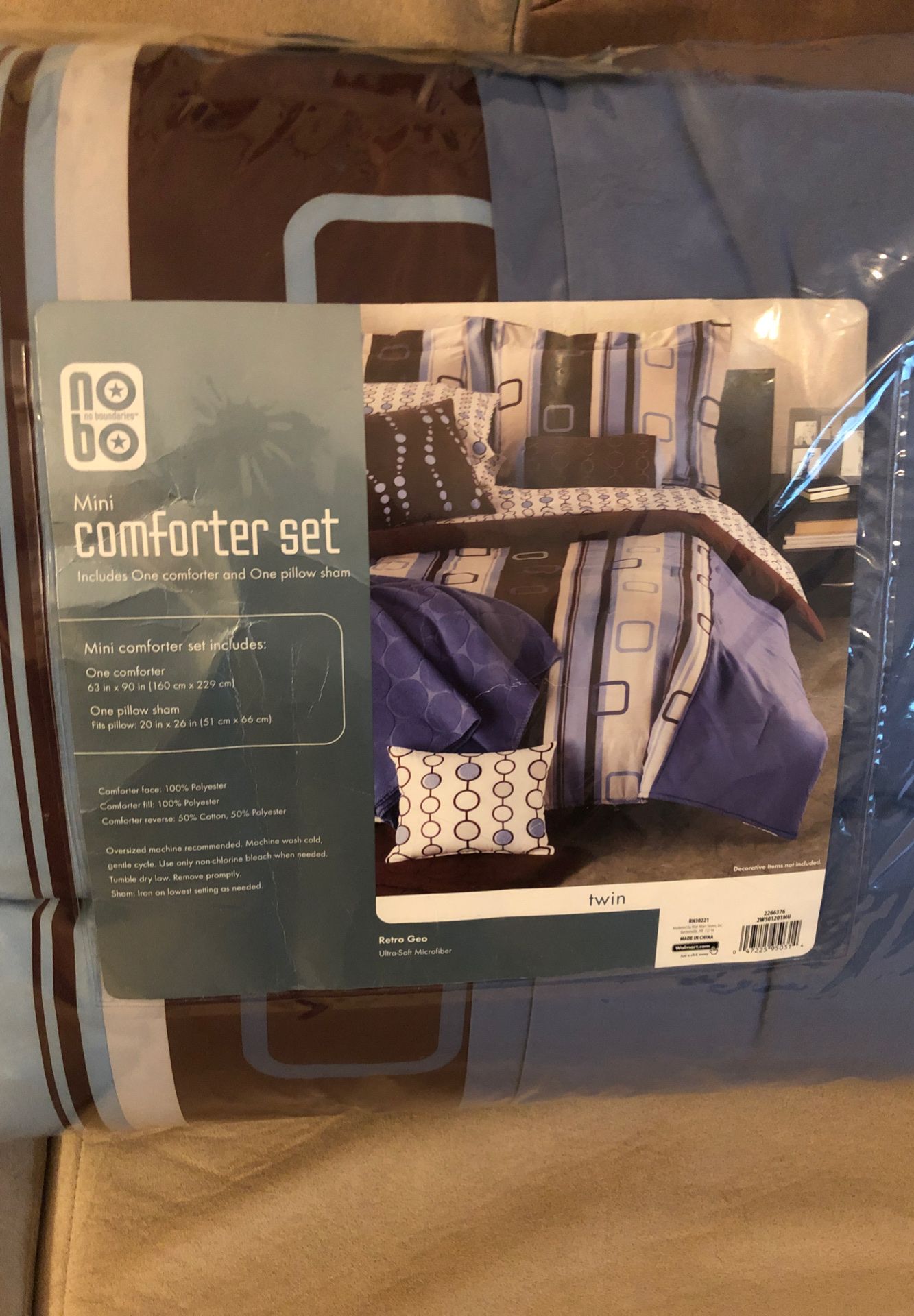 Twin comforter