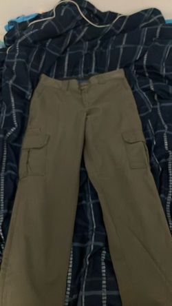 green cargo pants 32-32