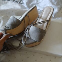 Raye Women's Gray Finley Wedge Sandals