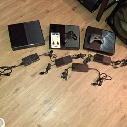 3.systems Xbox Ones  Take As Is 