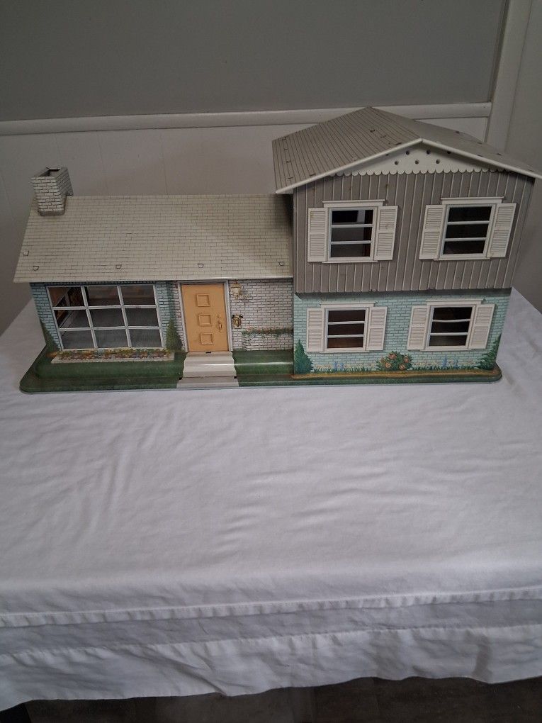 1950s Marx Tin Litho 2 Story Dollhouse