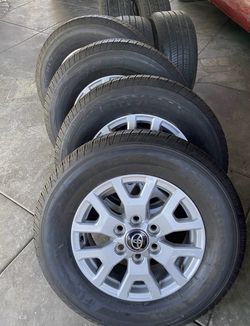 Toyota Tacoma 17 inch wheels