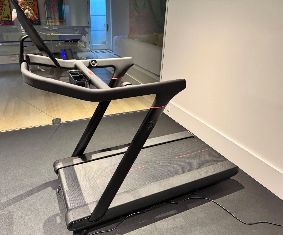 Peloton Tread