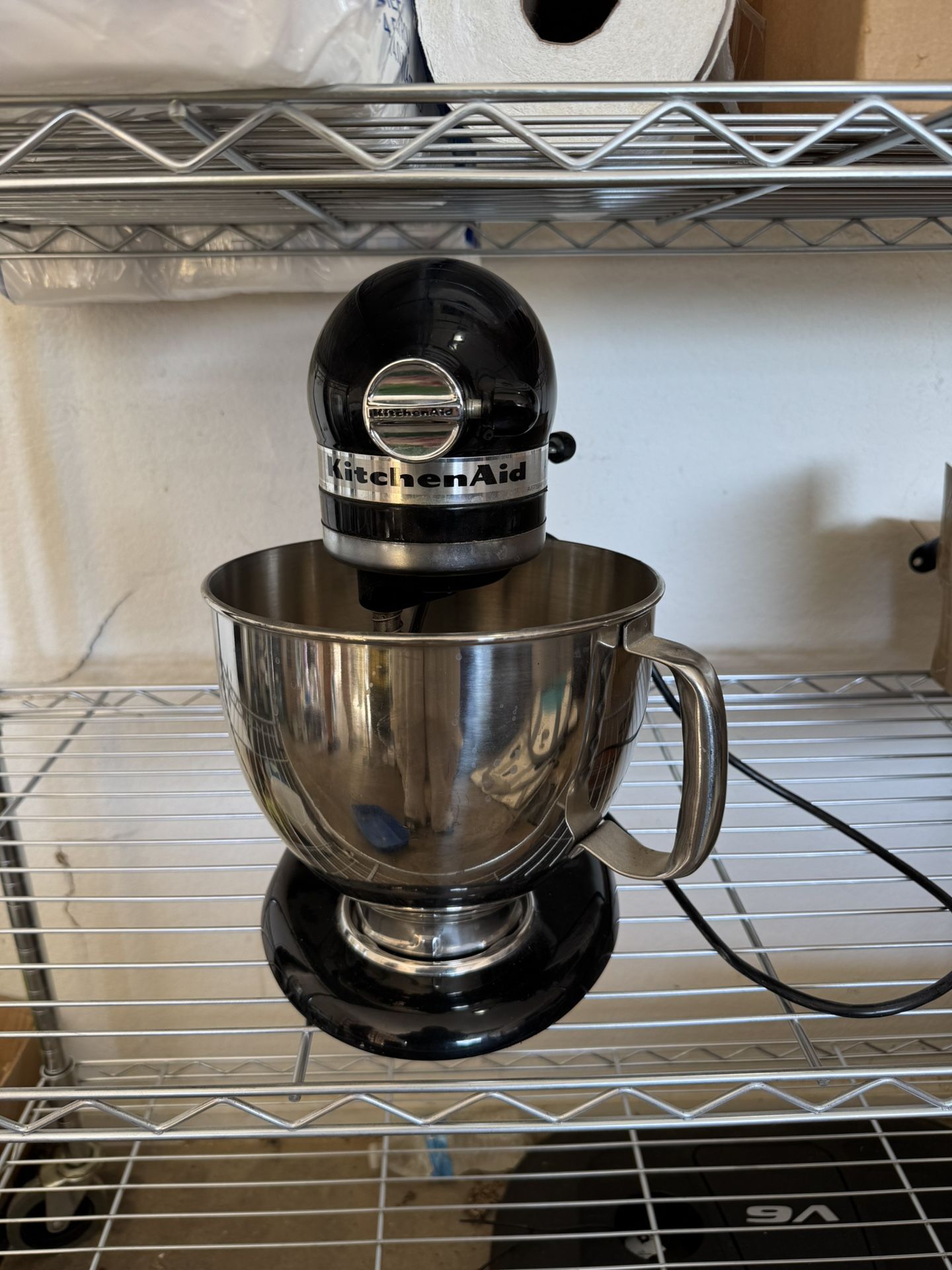 Fully working KitchenAid Stand Mixer With Attachments
