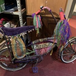 Groovy Parade Bike
