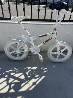 Dinky Dyno  16 Inch Kids Bike 