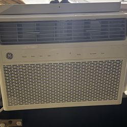 GE Large Room Window Air Conditioner , Remote Included ( 115-Volt , 14000-BTU )
