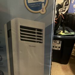 Portable air conditioner with remote control 8,000 btu ashrae standard 5,300 tbtu u.s doe standard