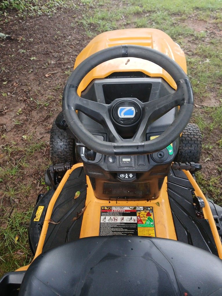 Riding Lawnmower