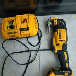 DeWalt Multi Tool 
