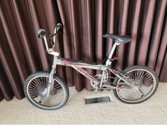 Vintage 90s/00s Specialized Fatboy BMX bike