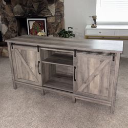 Barn House Credenza/ Gray Drawer 