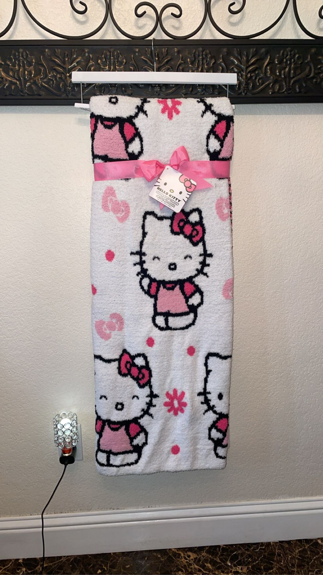 Hello Kitty Blanket New