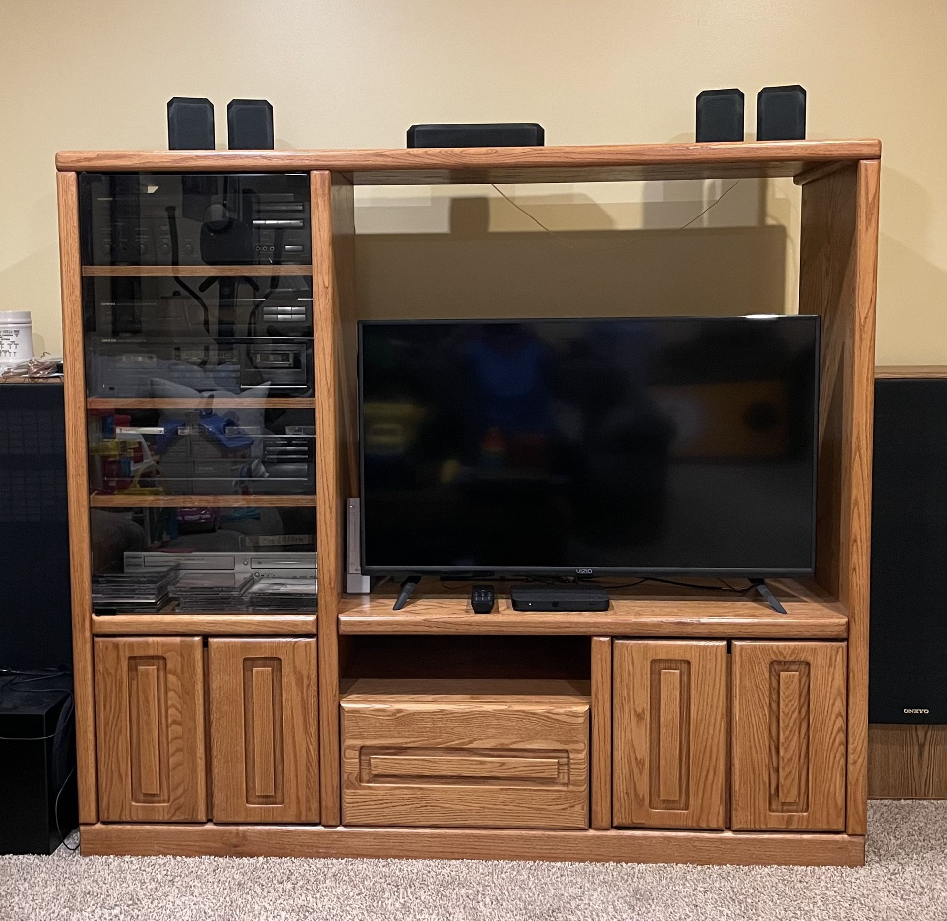 TV-Stereo Cabinet (not Components)