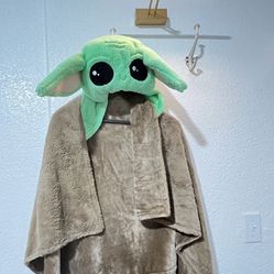 Baby Yoda Hooded Plush Blanket. Blanket 