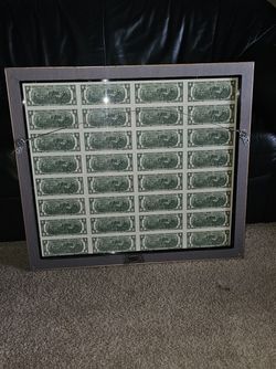 32 ,,two Dollar  Bills From 1976 On One Sheet  Framed With Double Glass  Taking Best Offers 