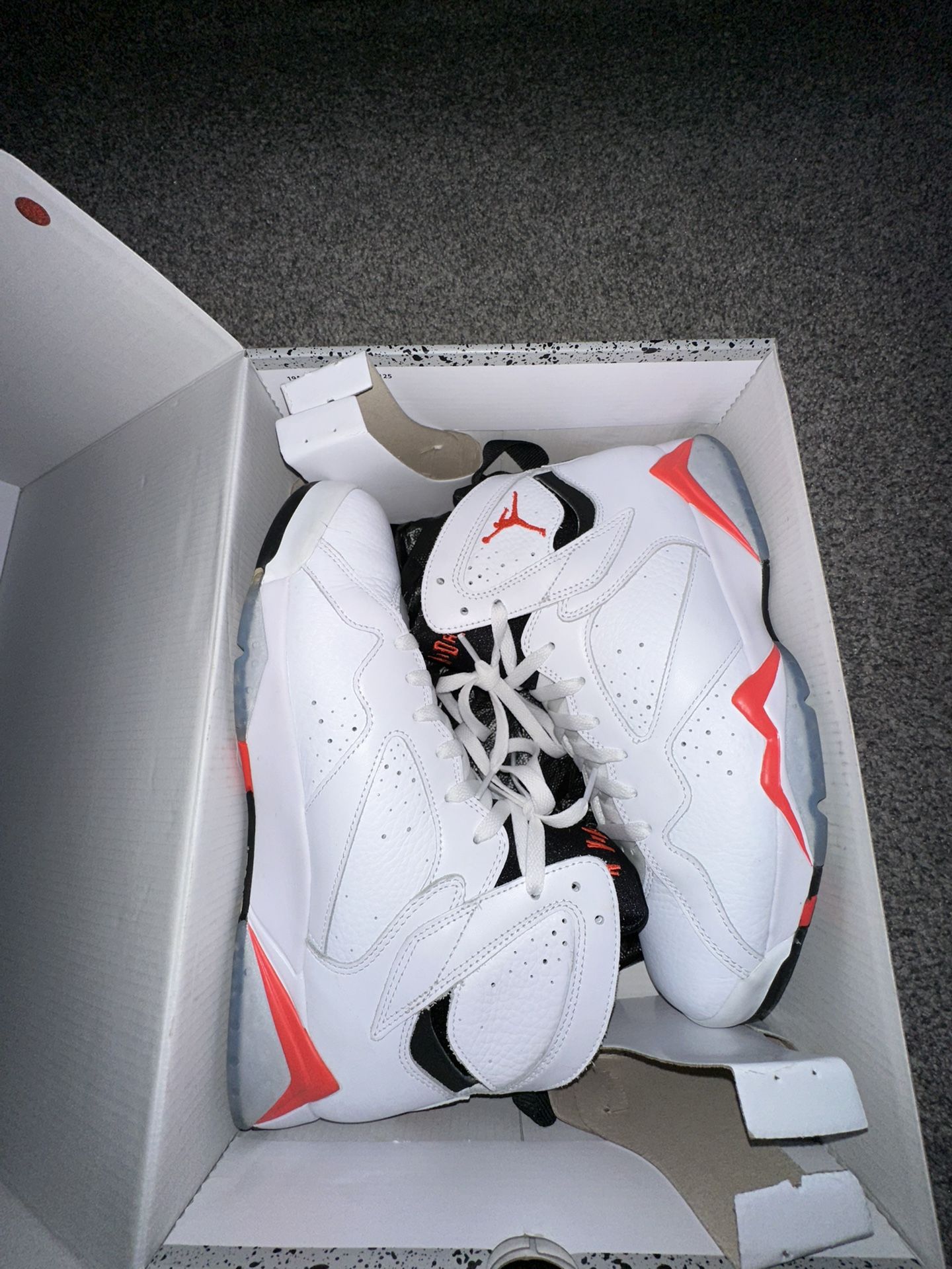 Air Jordan 7 Retro ‘White Infrared’