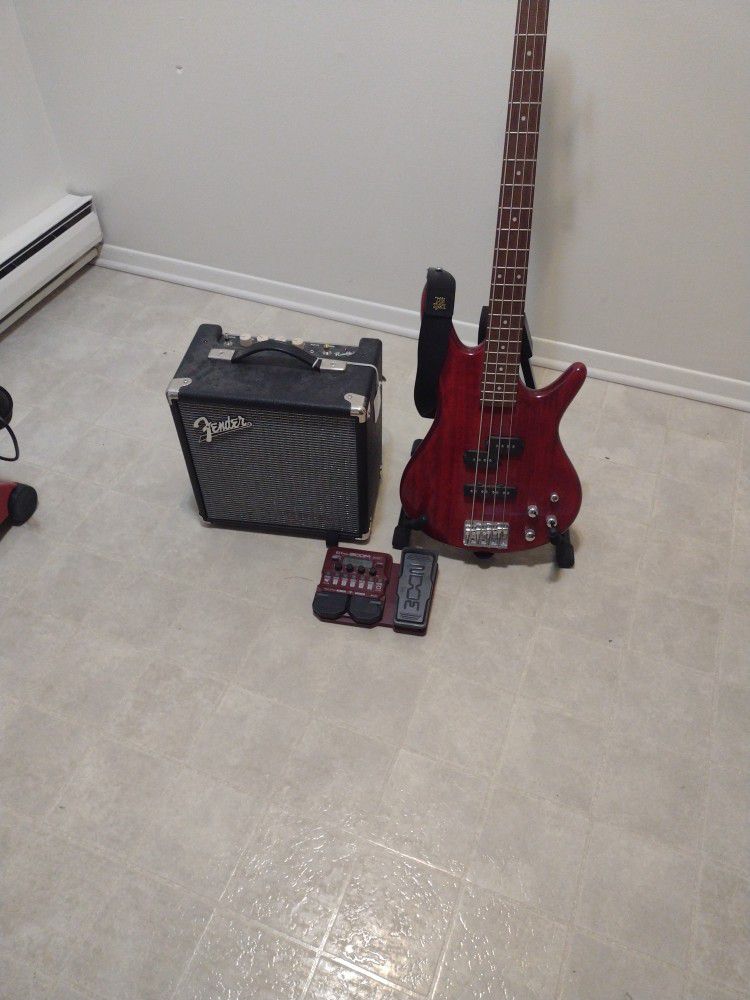 Ibanez Bass, amp, & effects pedal