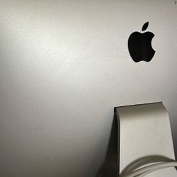 Apple 27” Thunderbolt Display