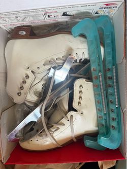Skating Shoe Size 6