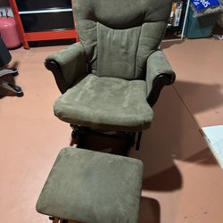 Rocking/Gliding Nursery Chair