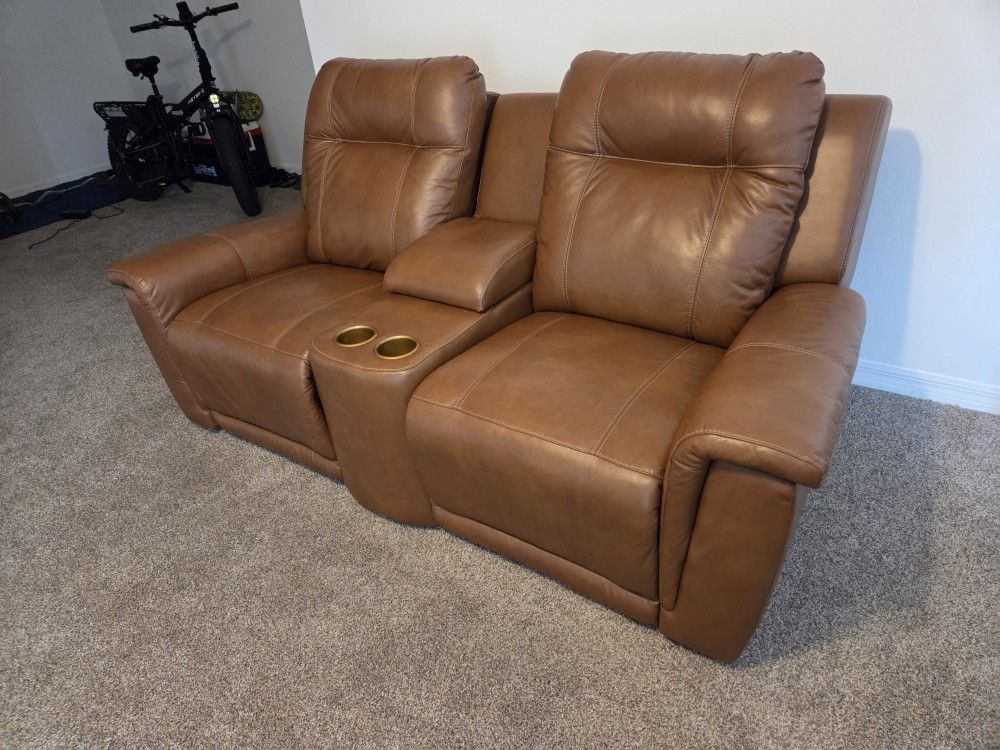 Riley Loveseat Console Pwr Brconco Ginger.