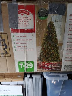 7.5 FT TREE